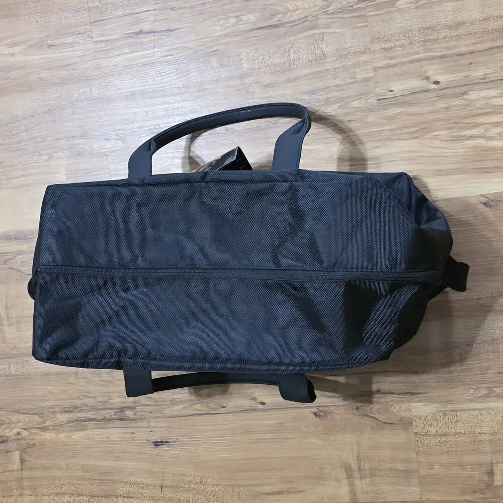 Perry Ellis Duffel Bag Black Travel Gym Weekender Carry On NWT 20